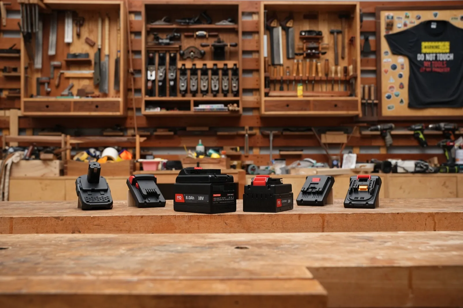CEENR PDnation™ 8.0Ah Universal Battery — 1,600+ Tools, 100W USB-C — view 3